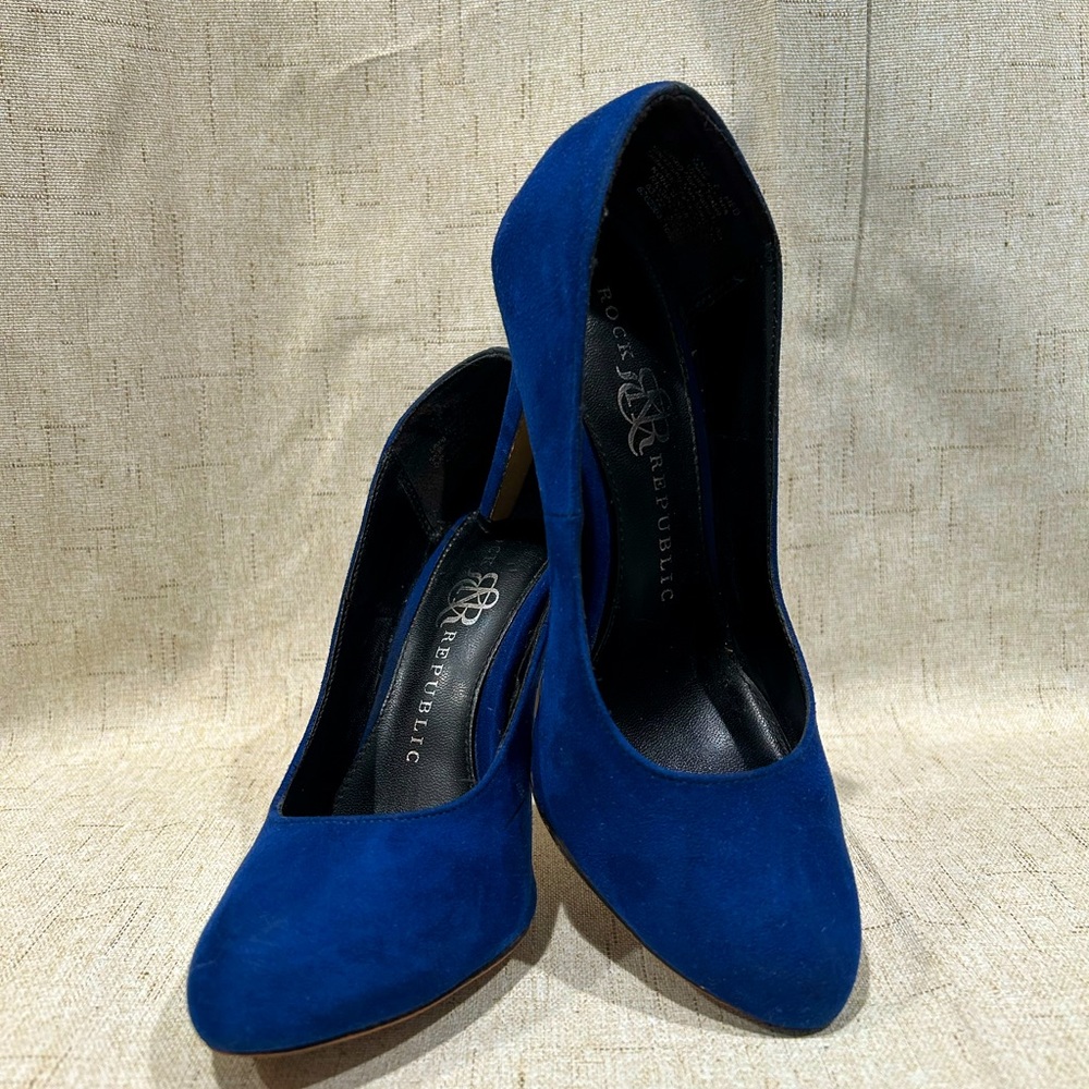 Rock Republic blue pumps Size 6